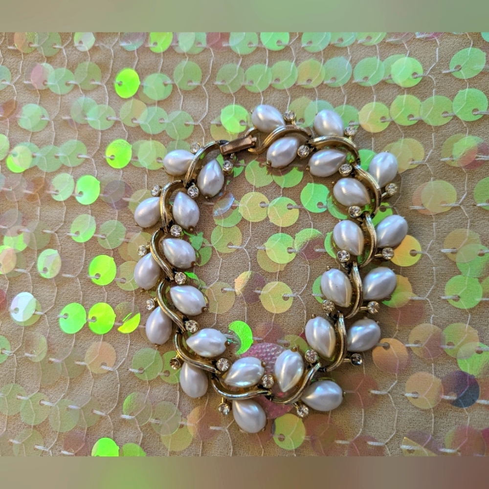 Lisner 1960s Bracelet